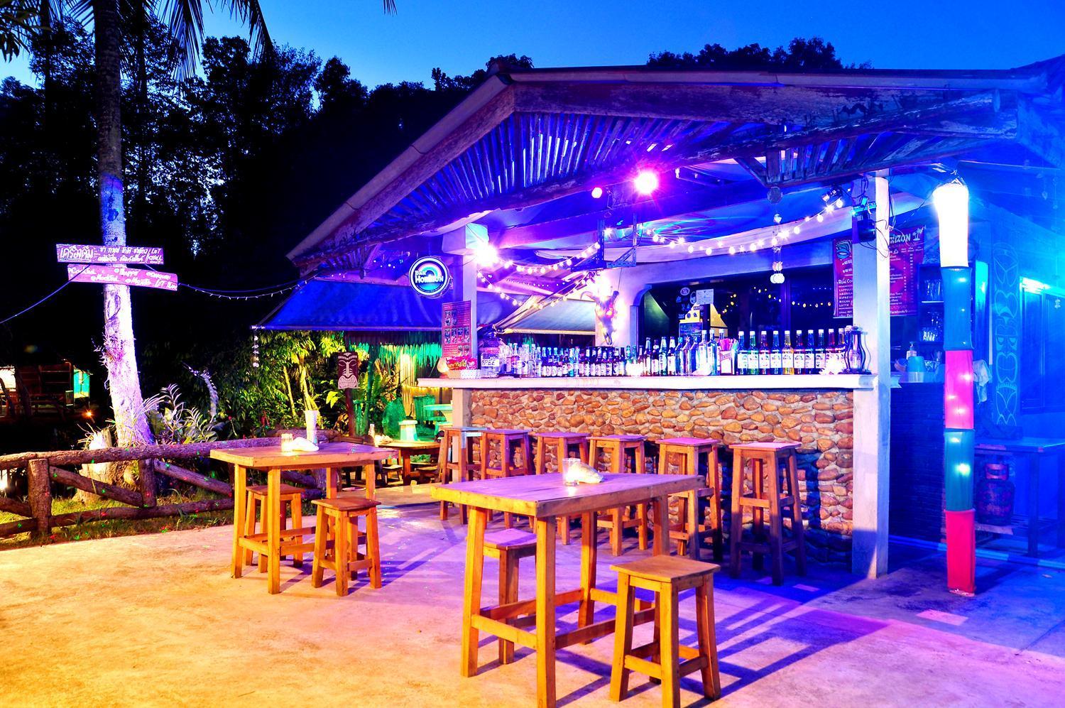 Bar Horizon Hostel Chumphon Dış mekan fotoğraf